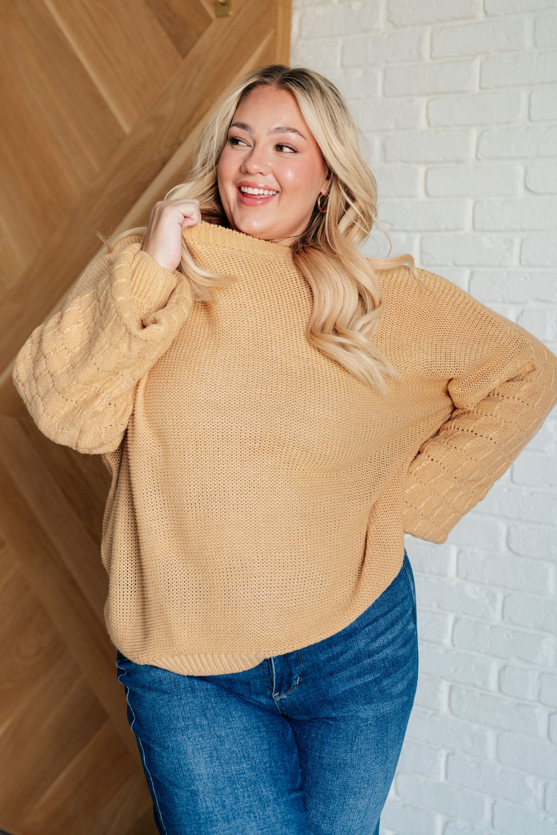 CURVY SWEATERS & CARDIGANS