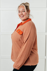 No puedo imaginar por qué Top con ribete en contraste de punto gofre