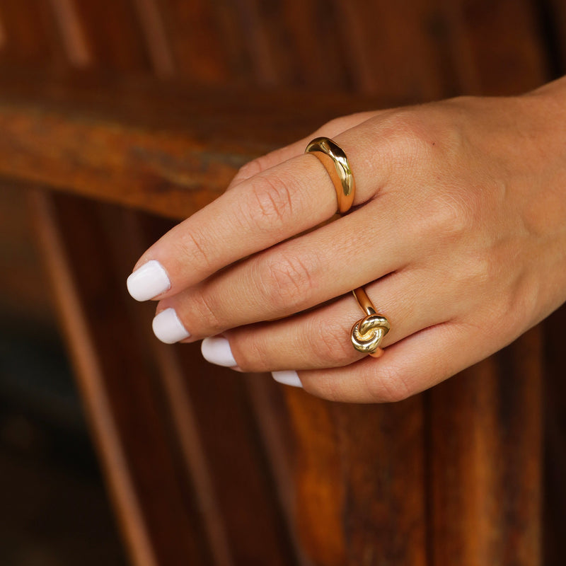 Anillo de nudo de golpe