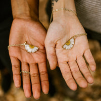 Friendship Necklace Set - Daisy