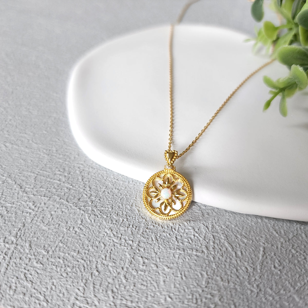 Opera Golden Necklace | Mother of Pearl Pendant Necklace
