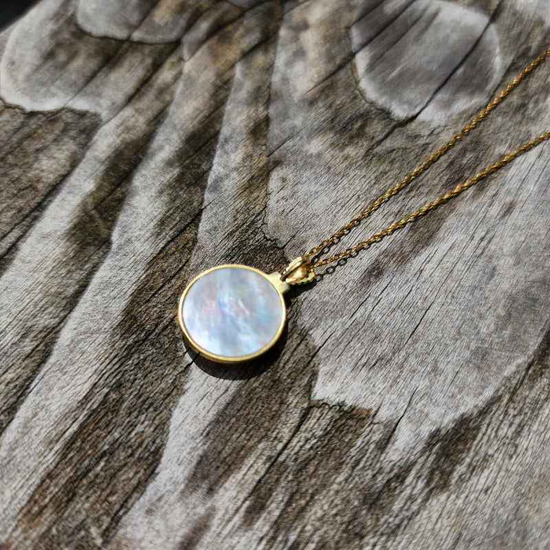 Opera Golden Necklace | Mother of Pearl Pendant Necklace