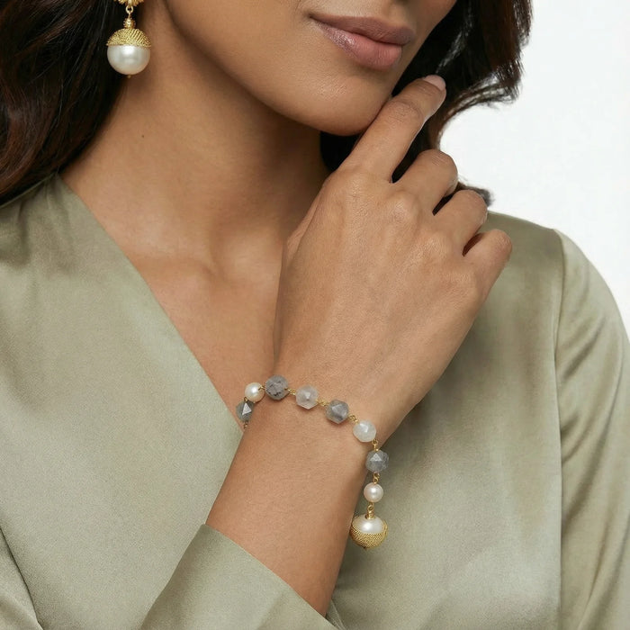 Baroque Pearl Crystal Bracelet - The GlamBox Jewels Boutique