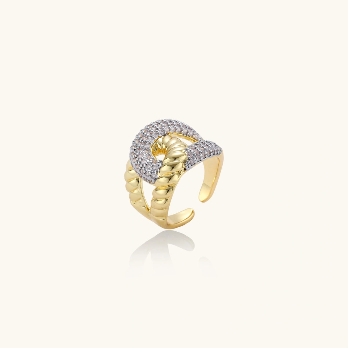 Chain link statement ring from The Glambox Jewels Boutique featuring bold interconnected metal links in a stylish ring design.