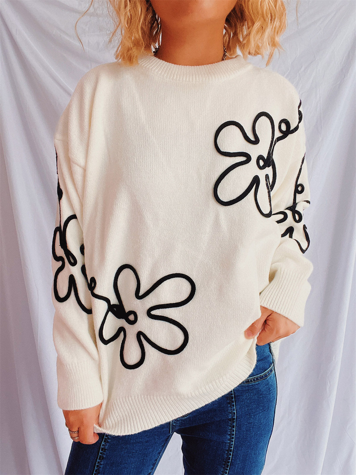 Flower Round Neck Long Sleeve Sweater