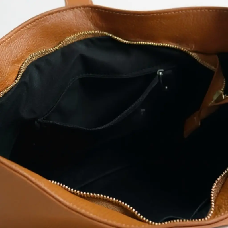 THE CLARA LEATHER SLOUCH BAG