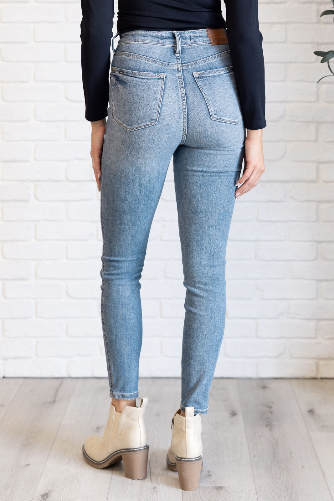 High Rise Control Top Contrast Wash Skinny Jeans