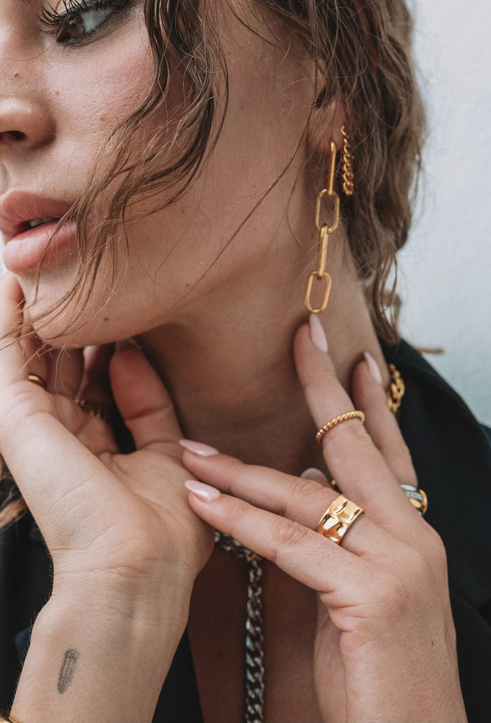 Pendientes de eslabones con clip de Carrie