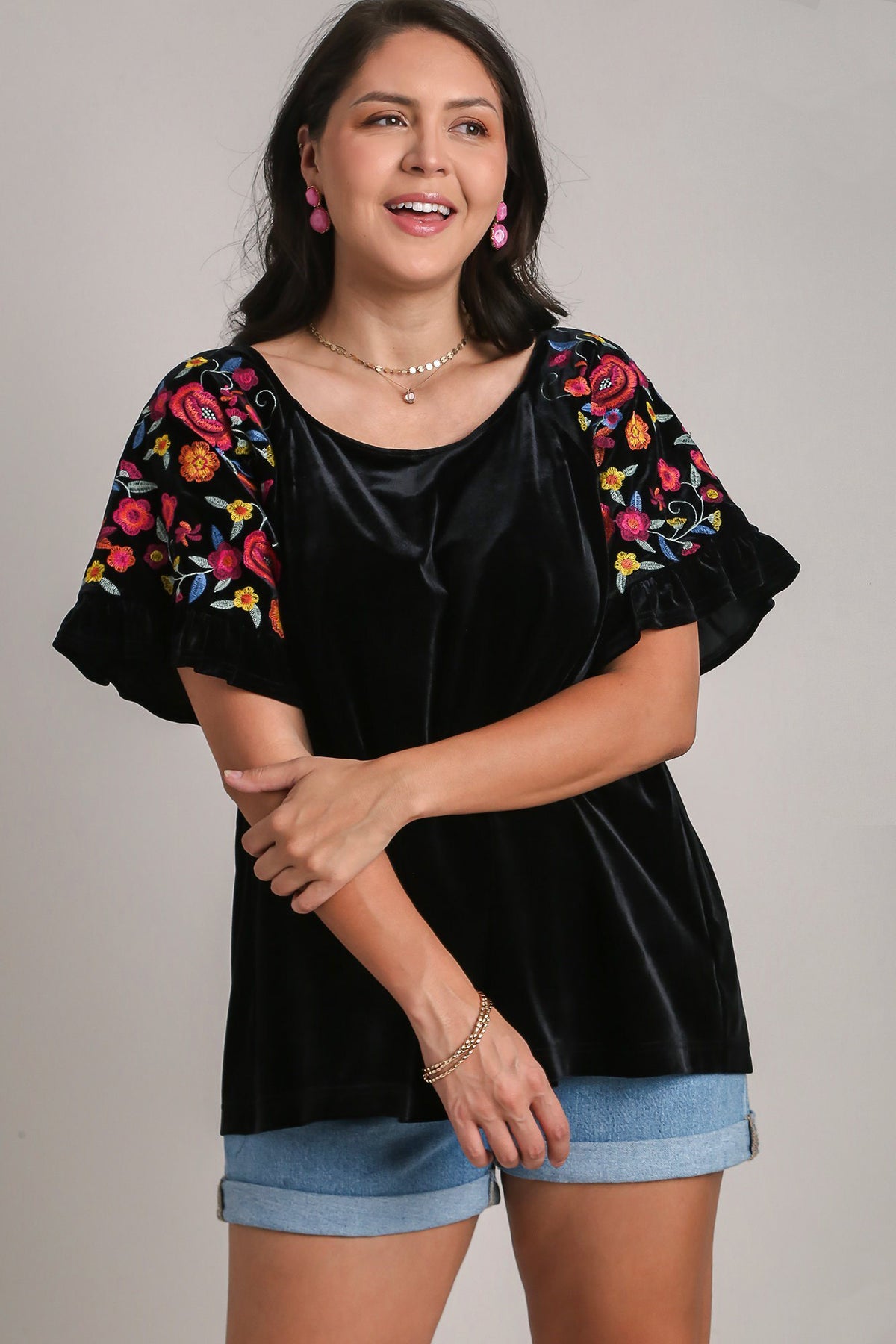 Velvet Embroidery Short Sleeve Blouse