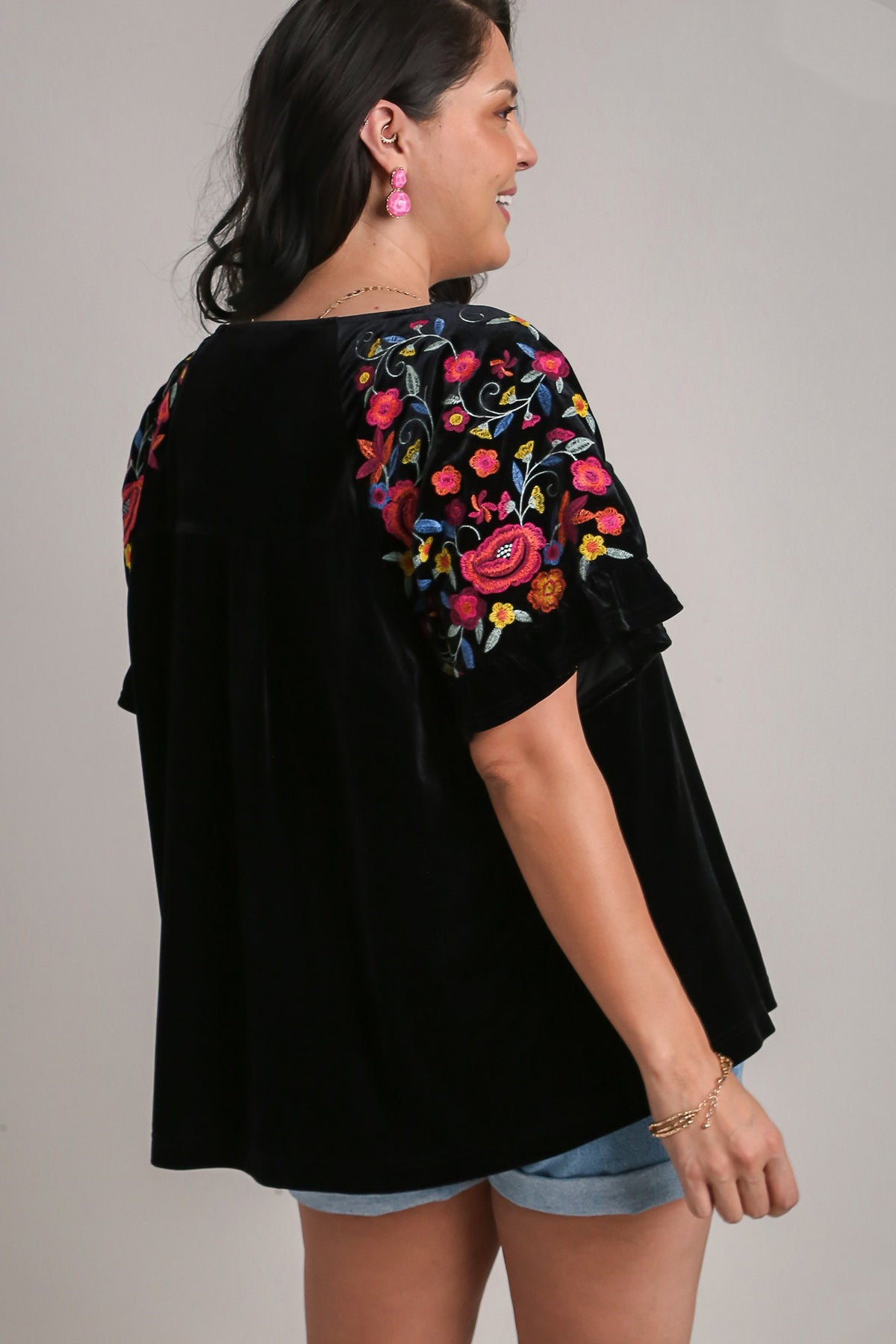 Velvet Embroidery Short Sleeve Blouse