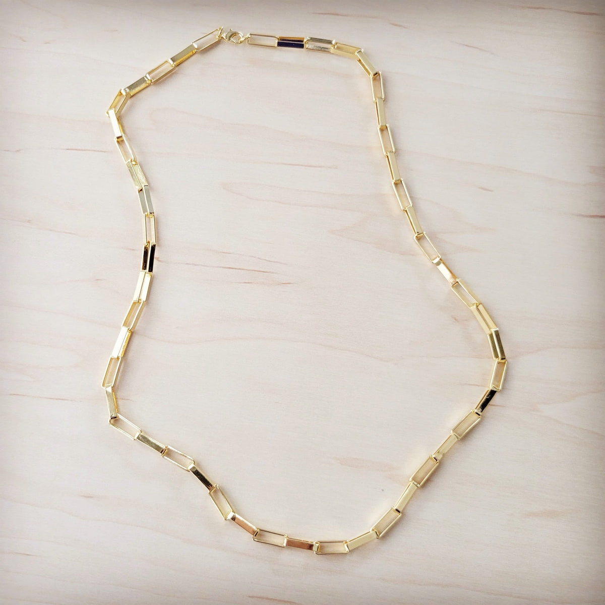 Gold Large Chain Link Layering Necklace 22" length 255o
