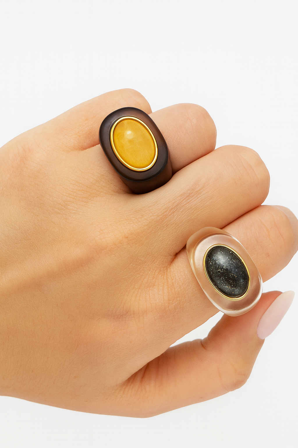 Katy Acrylic Ring - Clear