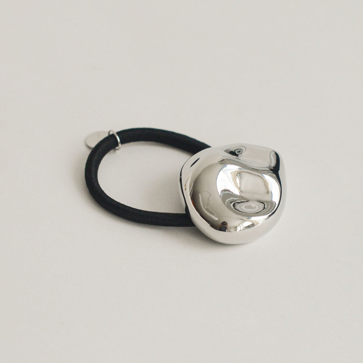 Large Pebble-Shaped Metal Hair Tie | Silver