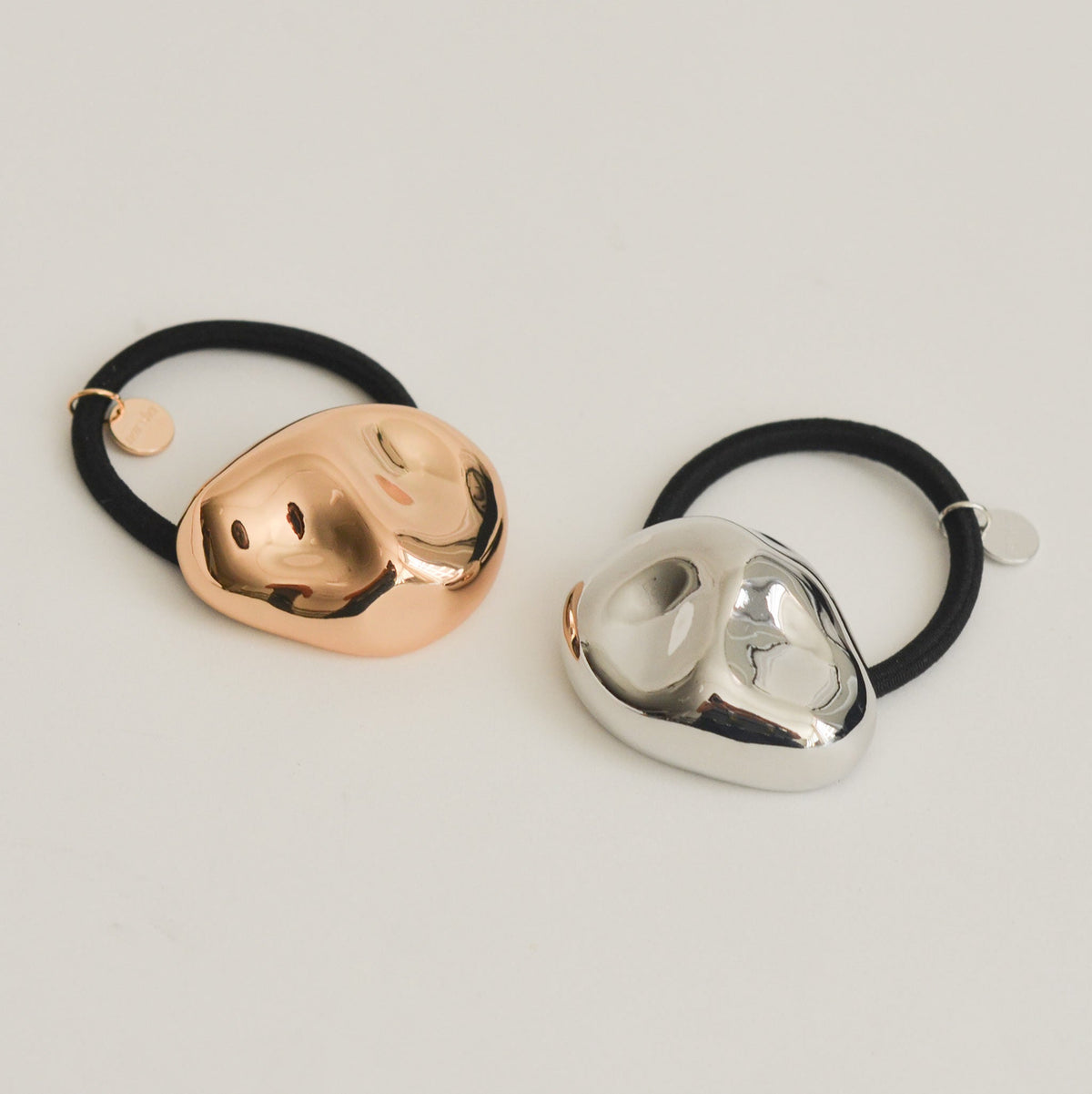 Large Pebble-Shaped Metal Hair Tie | Gold