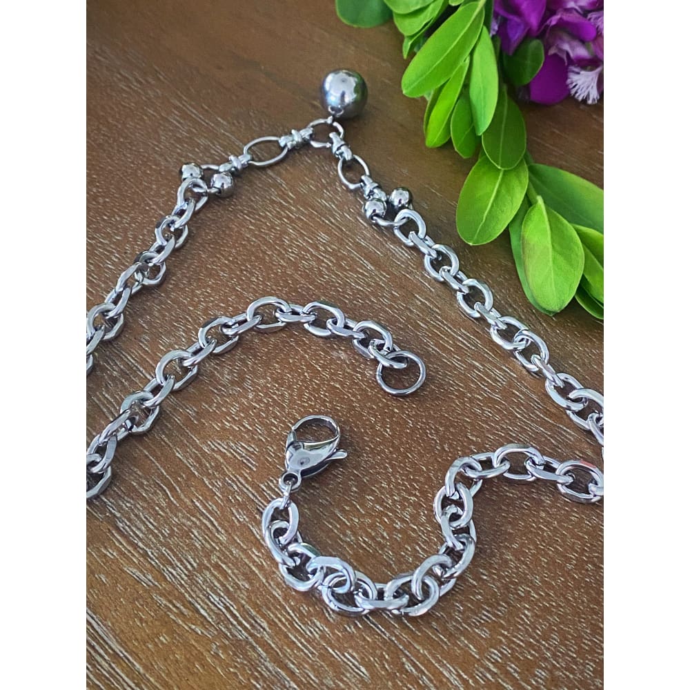 LOBERO CHARM CHOKER
