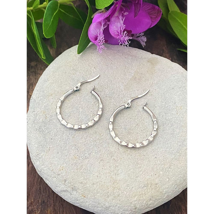 HAMMERED HOOPS
