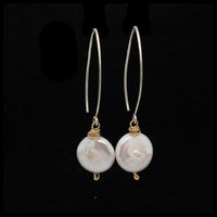 Luna Pearl Earrings
