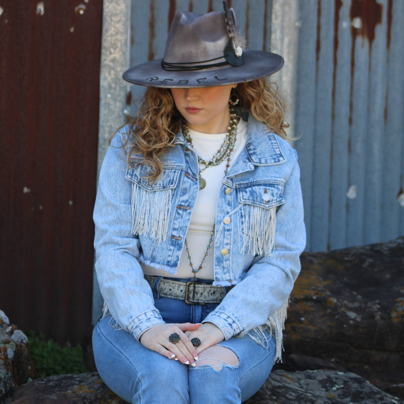 Genuine Labradorite Ring set in Antique Copper 012x