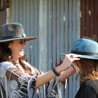 Anillo de amatista y cuarzo genuinos en engaste de cobre 012a