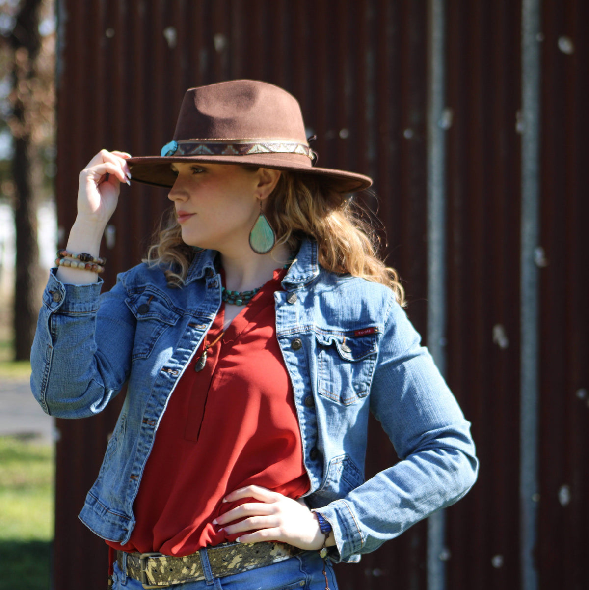 Pendientes grandes de lágrima tejida en verde azulado 206b