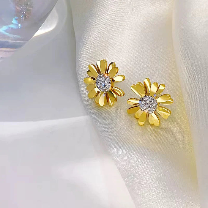 Gold Diamond Daisy Earrings