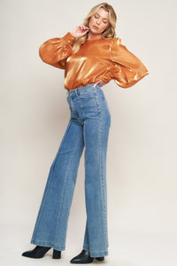 OUTING LIGHT WOVEN TOP