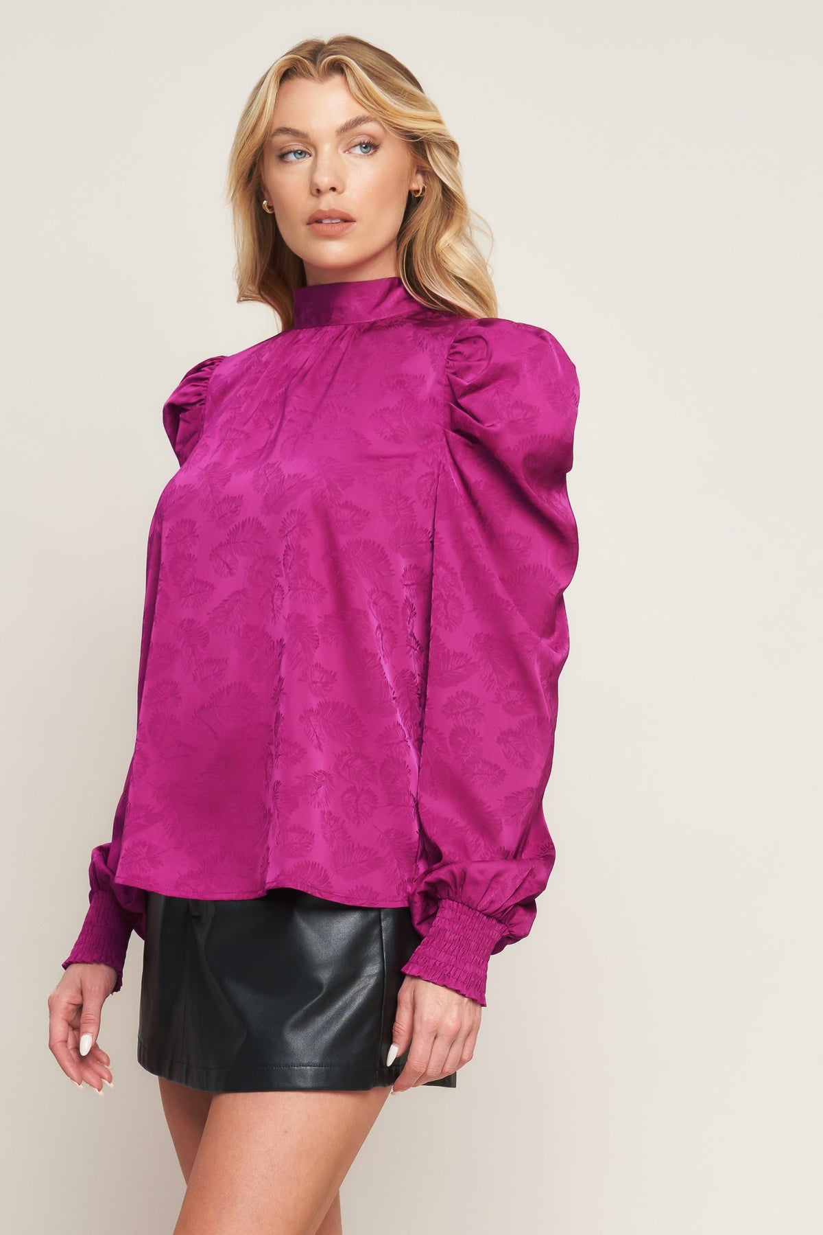 STOLEN GLANCES SATIN TOP