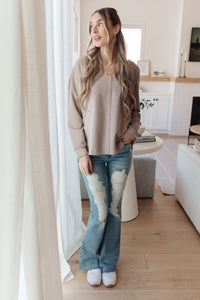 Top de cuello en V Less Conversation