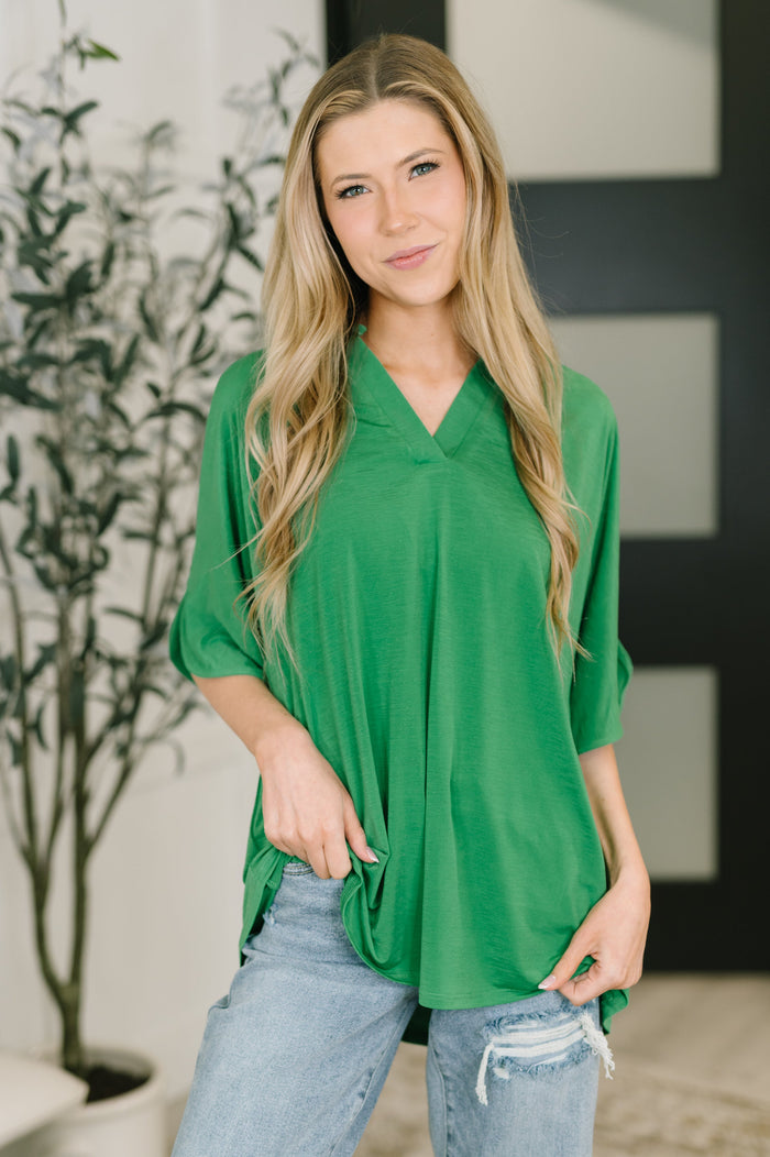 Lizzy Breeze top in Kelly Green, a stylish blouse from Ave Shops featuring a relaxed fit and lightweight fabric.