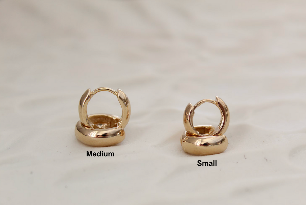 Pendientes Huggie pequeños, minimalistas y sencillos