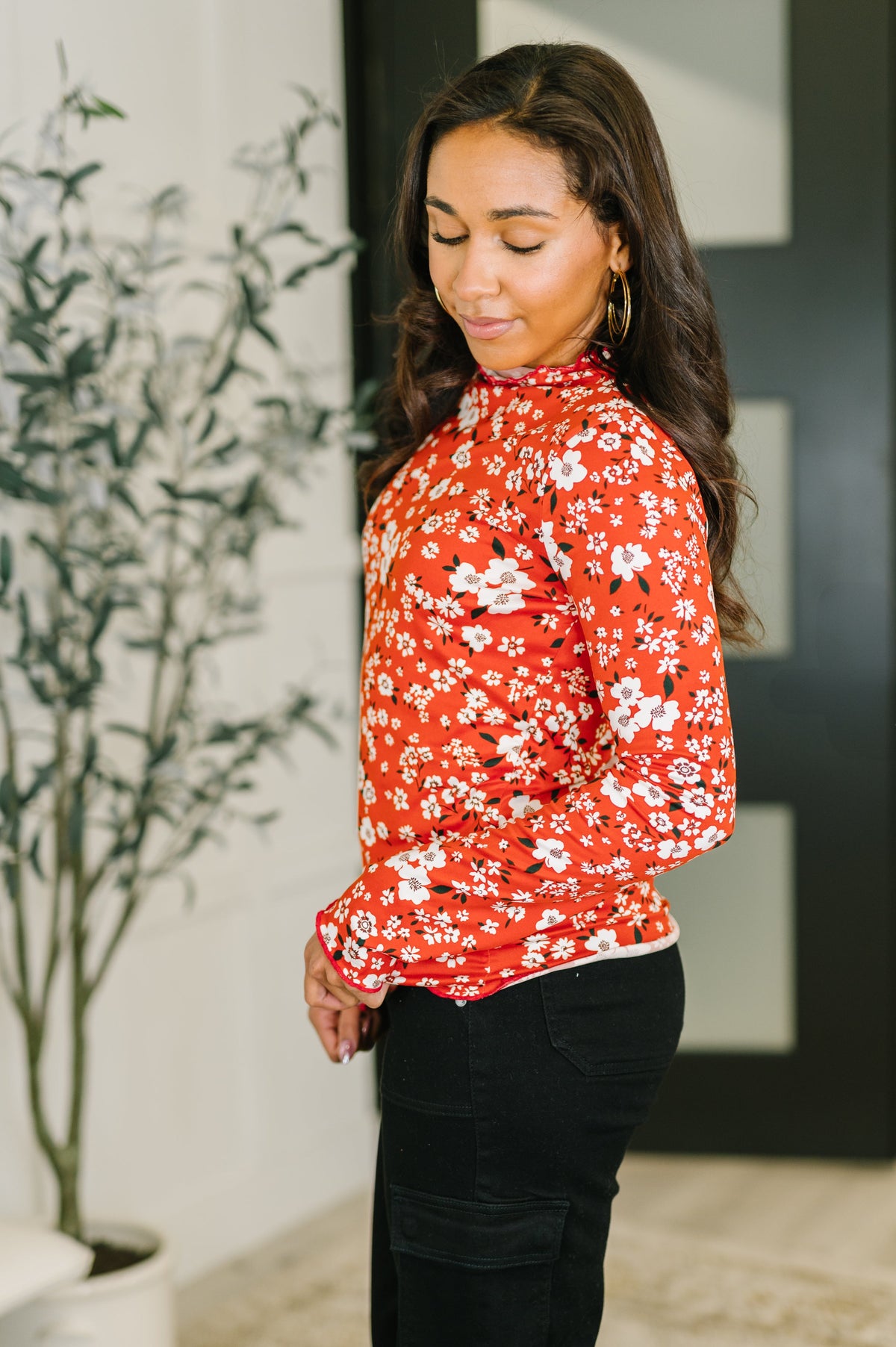 Somethings in the Air Lettuce Hem Longsleeve Top in Vermillion