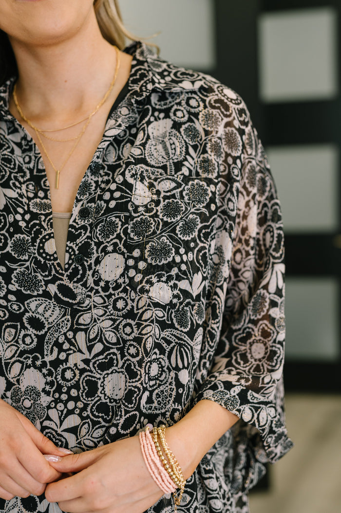 Blusa floral para trabajar todo el día