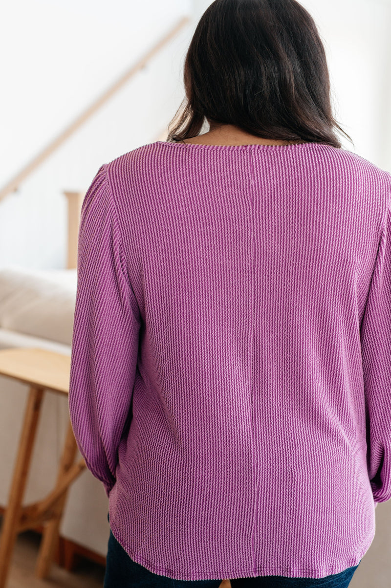 Top con mangas abullonadas "Fiel a tu palabra"