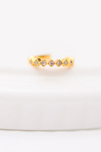 En este conjunto de aretes de oro juntos