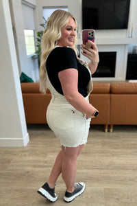 Pantalones cortos Anna de tiro alto teñidos en prenda en color crudo