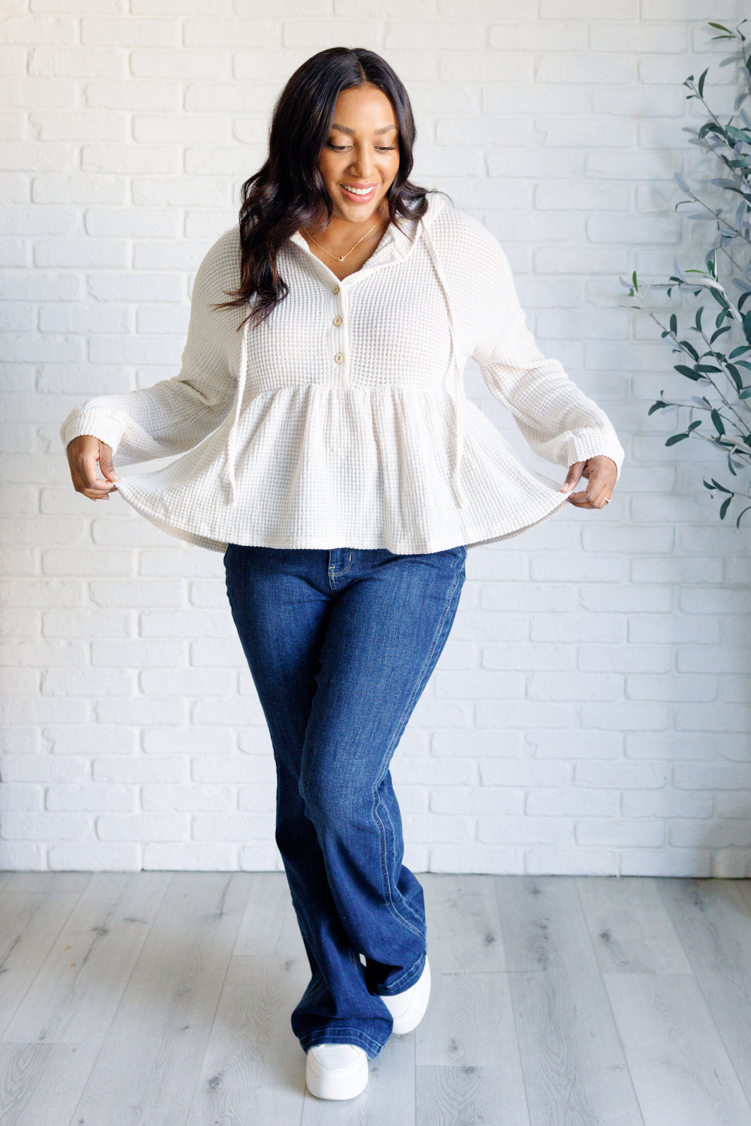 No divagaciones sobre la sudadera con capucha de punto gofre