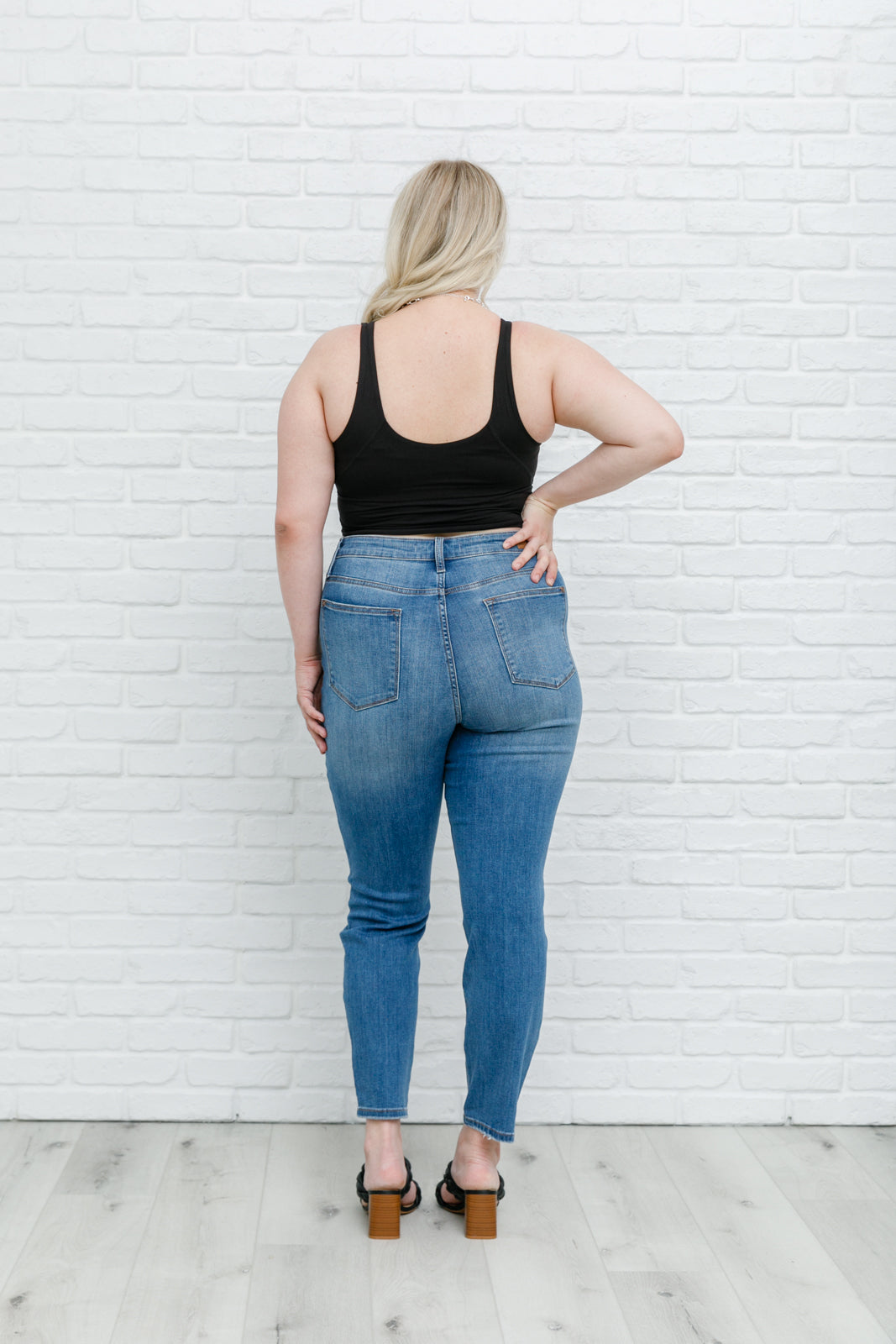 Muévete conmigo camiseta negra