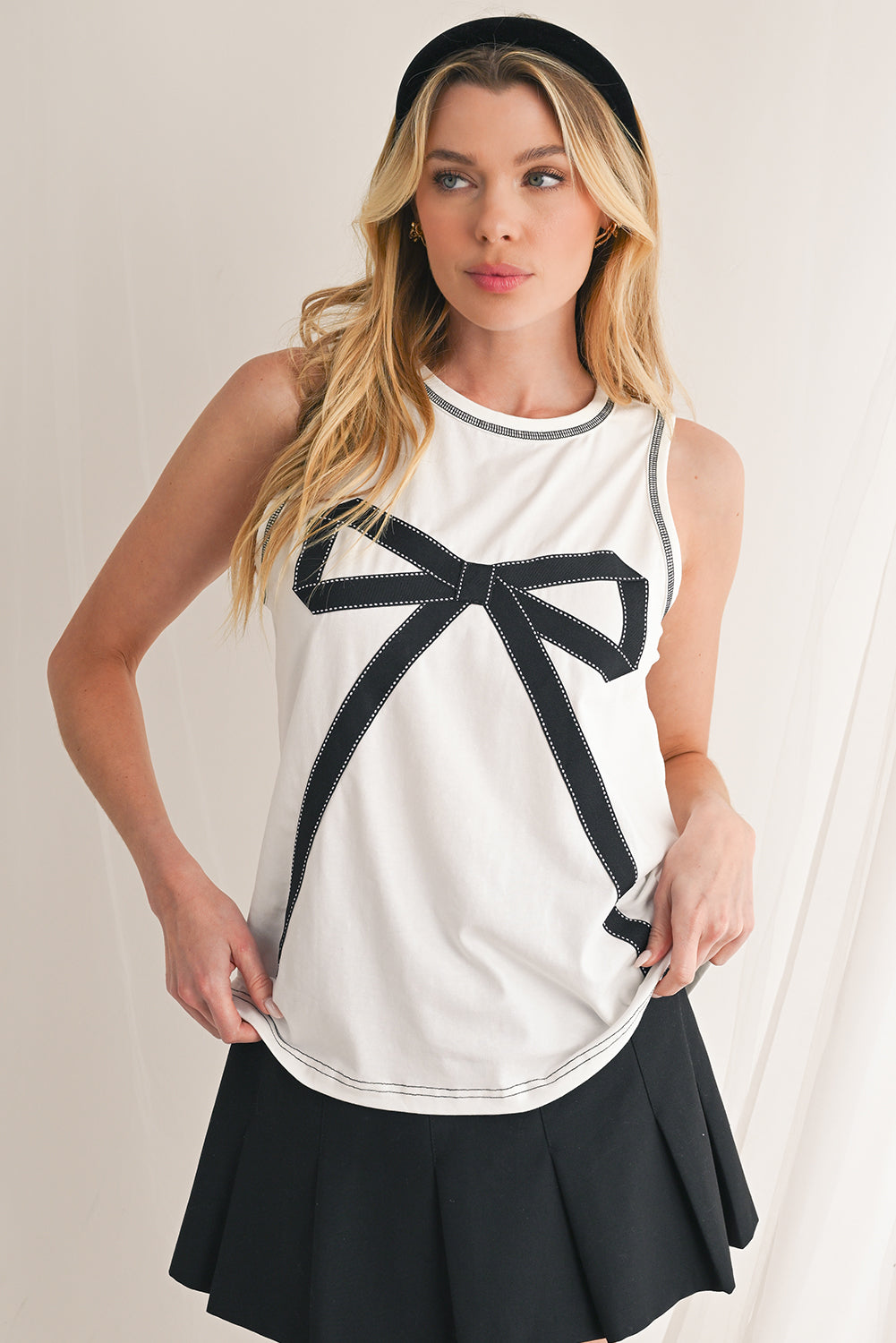 White Sweet Bow Stitching Trim Sleeveless Top