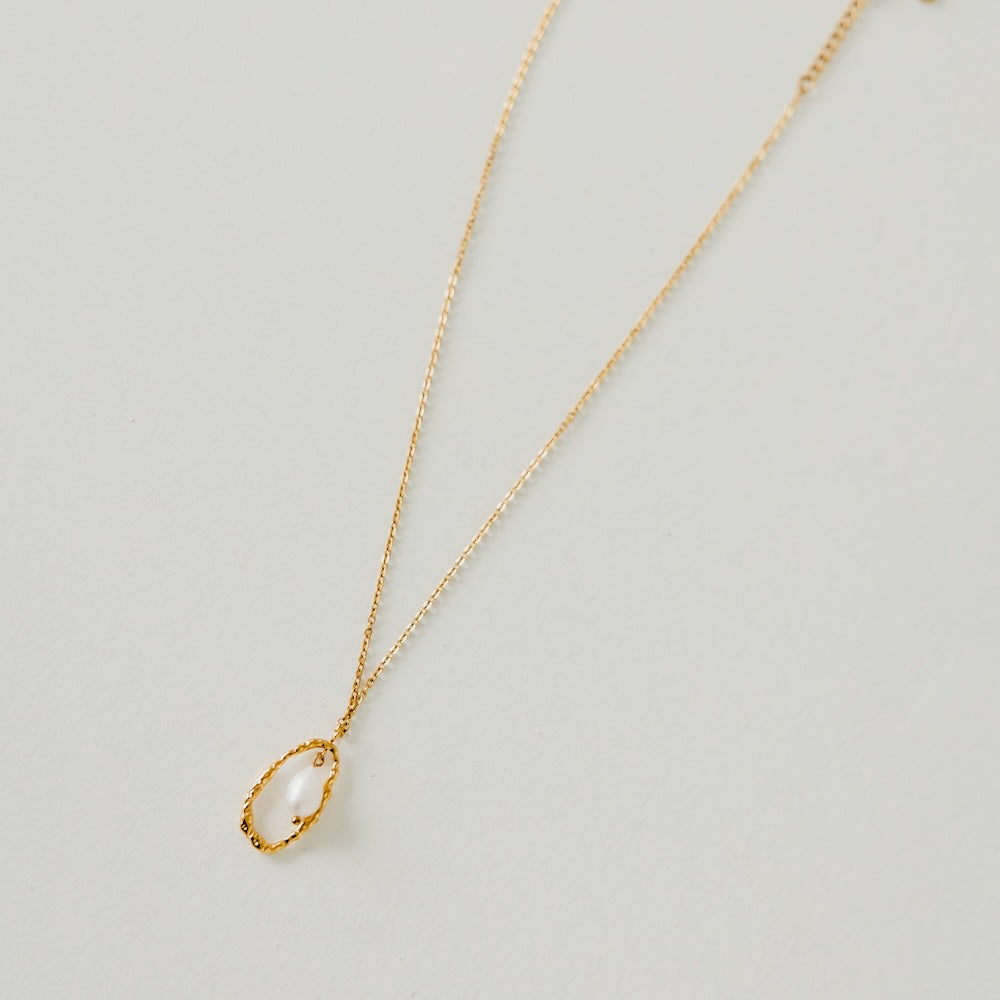 Drop Pearl Open Circle Pendant Necklace - WATERPROOF
