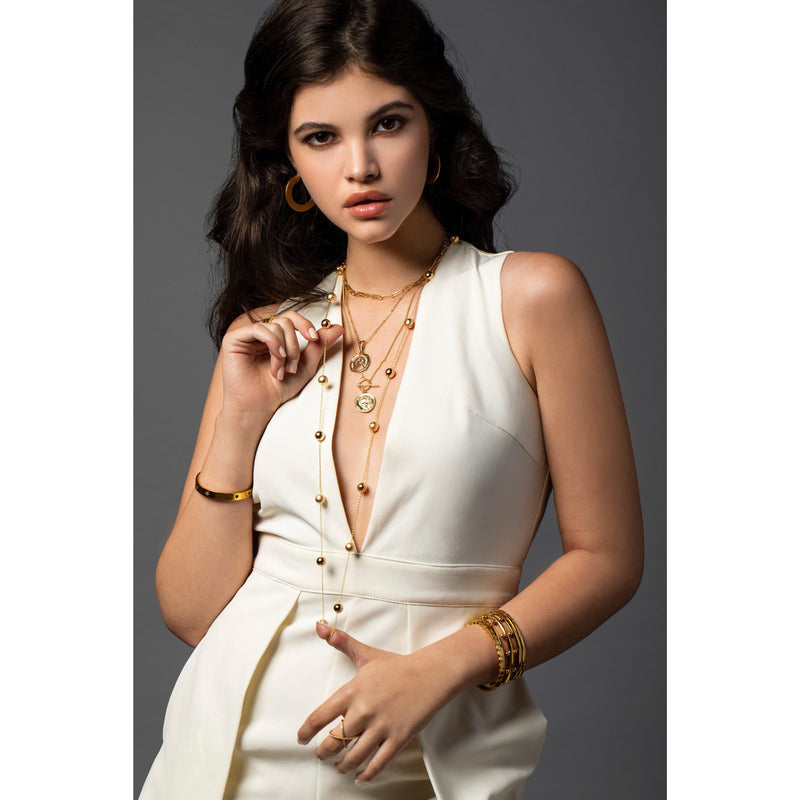 Collar con moneda del emperador