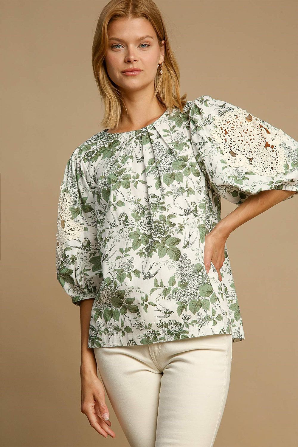 Floral Pleated Detail Lace Trim Sleeve Blouse