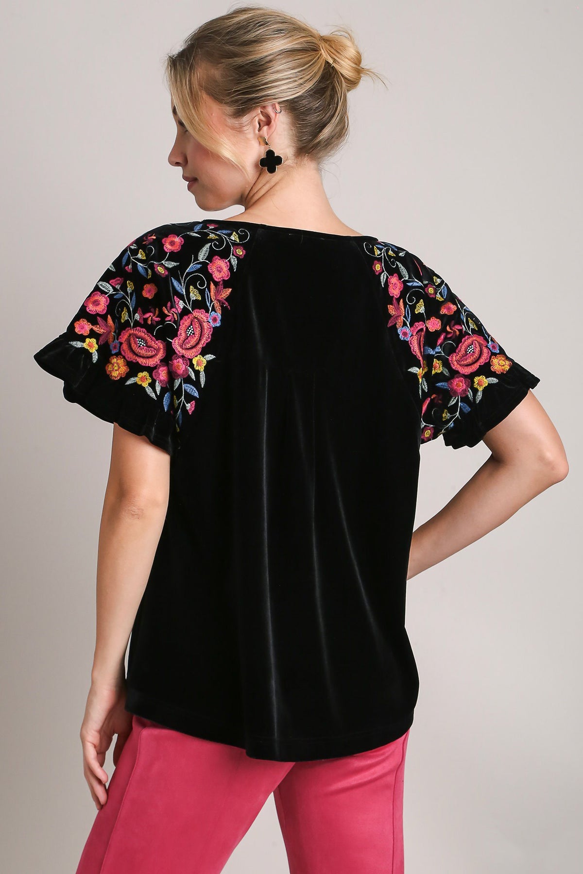 Velvet Embroidery Short Sleeve Blouse