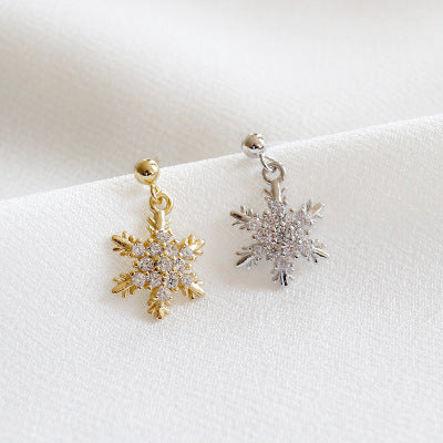Snowflake Silver Dangling Earrings