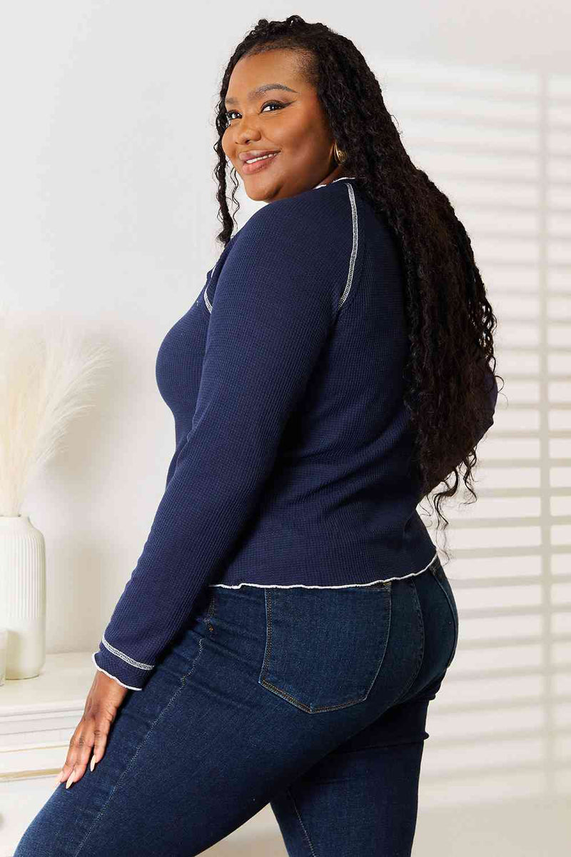 Top básico de cuello redondo y manga raglán larga Bae